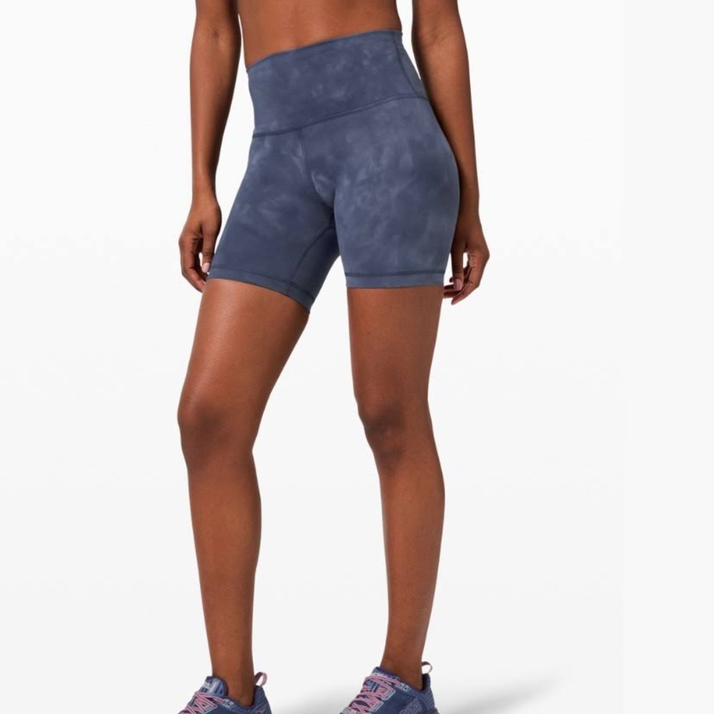 Lululemon Wunder Train 6” shorts size 2